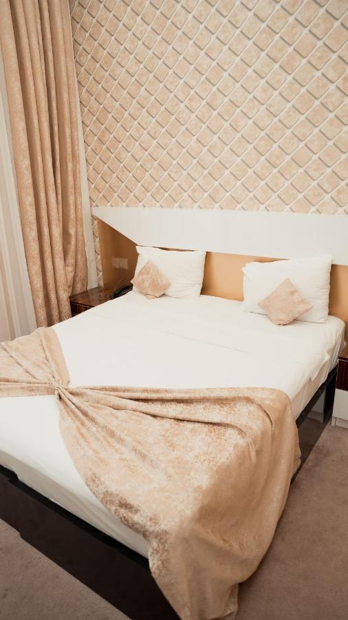 Dionis Hotel Баку Екстер'єр фото